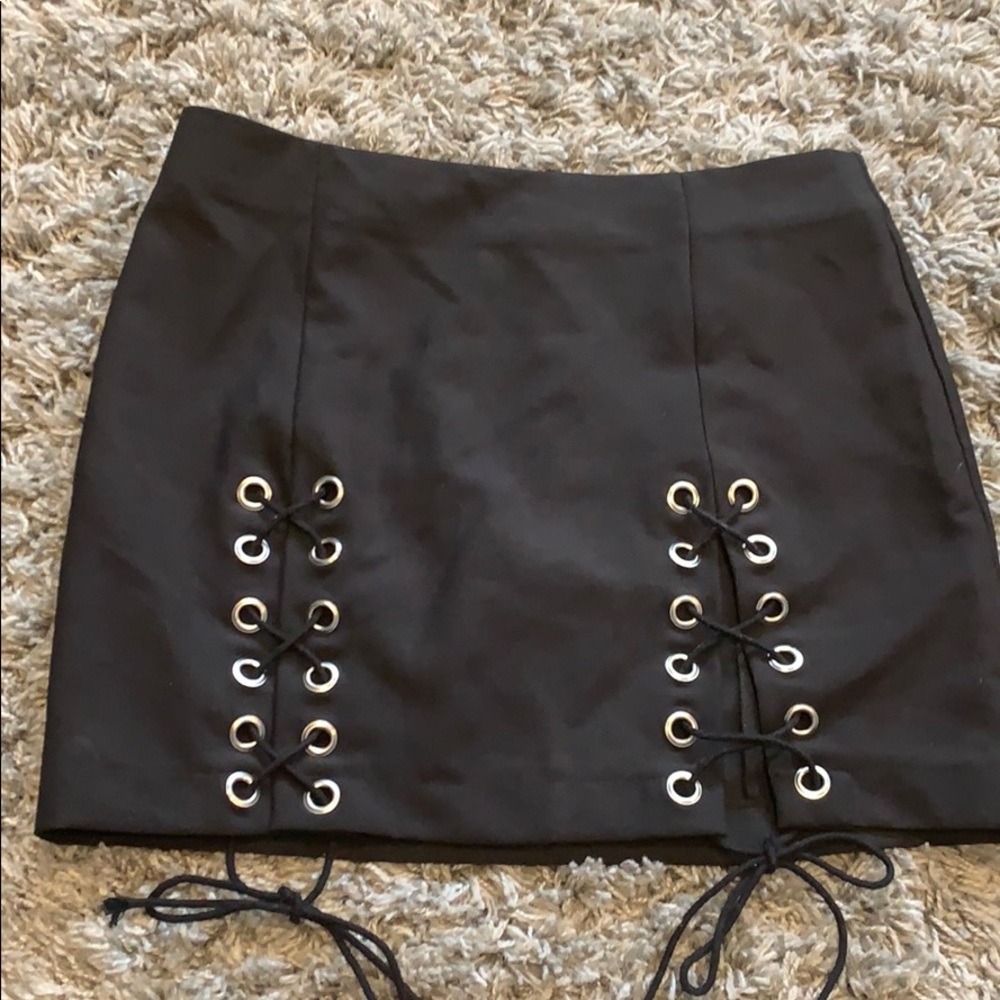(2/$15) 🟡Black Lace-up Self Tie Miniskirt
